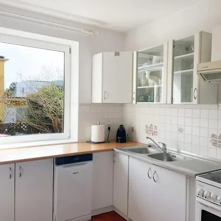 Apartment Duzy Z Ogrodkiem I Parkingiem By Renters