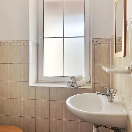 Duzy Z Ogrodkiem I Parkingiem By Renters Appartamento *